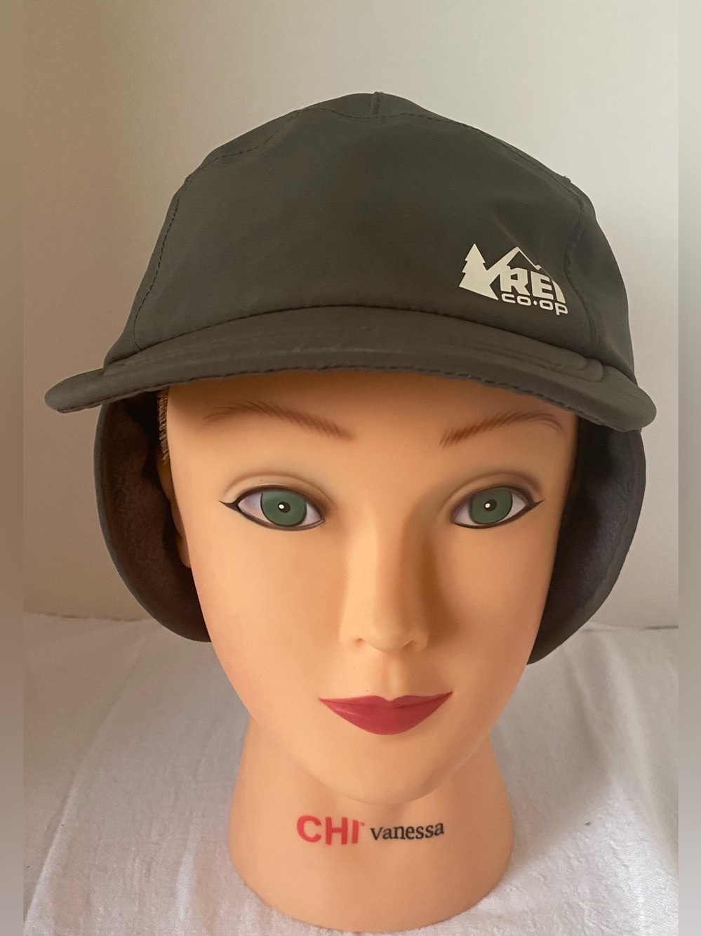 REI Trapper Hat L/XL Black Primaloft Insulated Adjustable